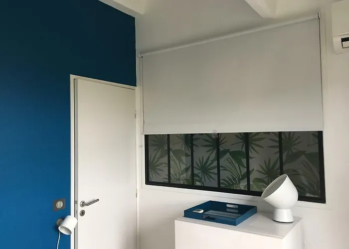 Walking Distance, Sea View House 쎙뜨호뻬