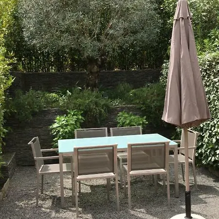 펜션 Walking Distance, Sea View House *