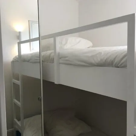 Walking Distance, Sea View House 펜션
