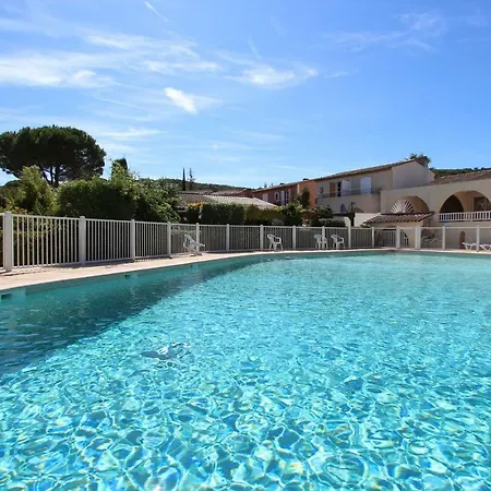 Walking Distance, Sea View House